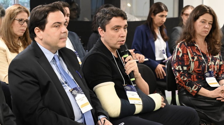 Foto matéria Pietro_Forum Mundial - Ricardo Botelho.png