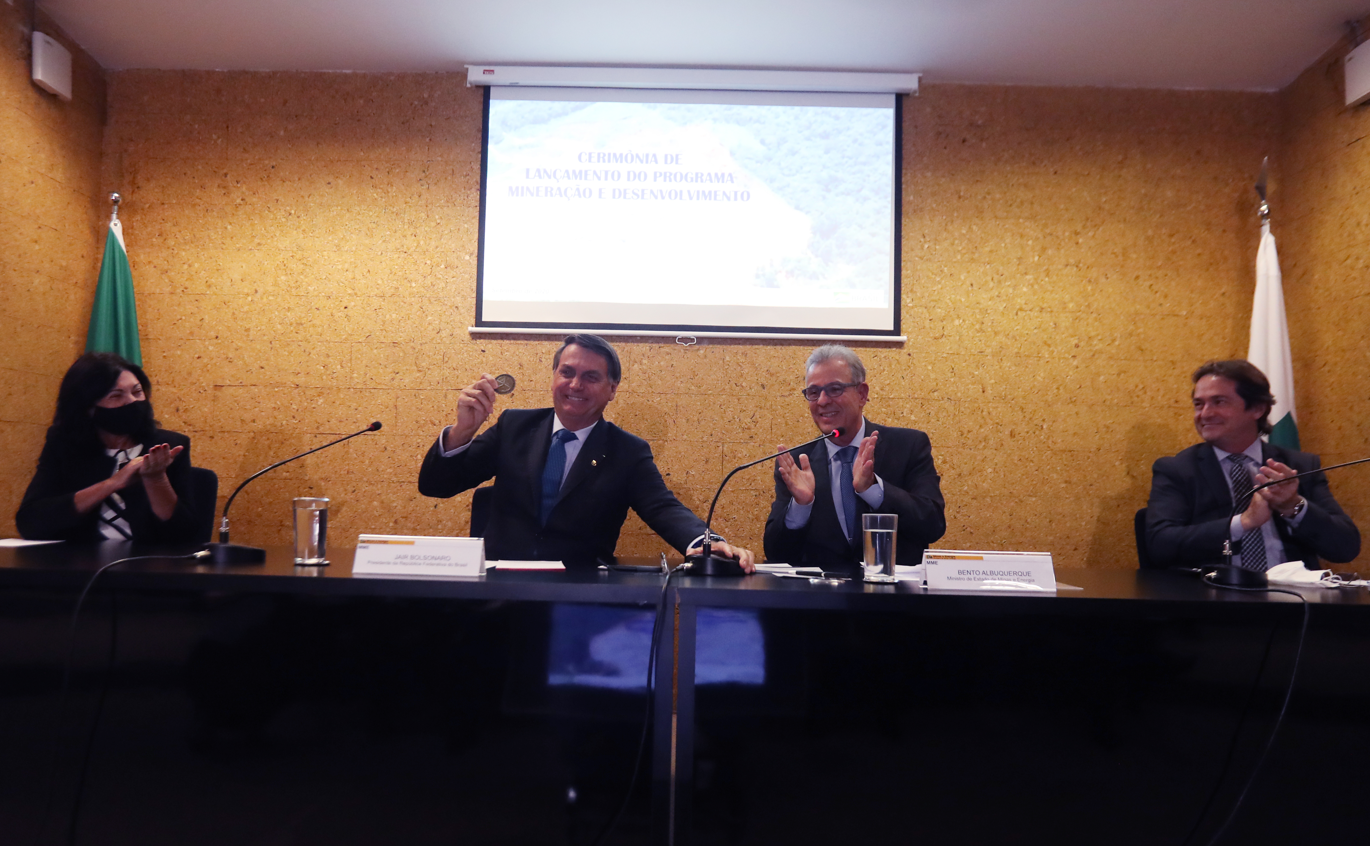 img_noticia_1297144.img_noticia_1297144