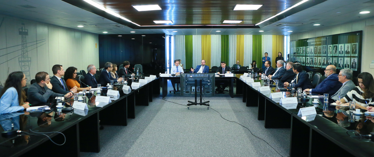 Reunião - Abiquim - Tauan Alencar.png