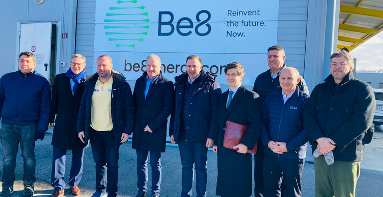 Alexandre Silveira na usina de biodiesel da Be8 Suíça.png