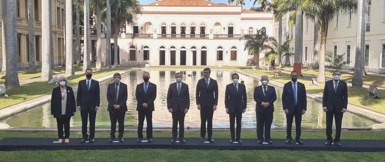 Ministro Bento Albuquerque participa do 30º aniversário da ABACC