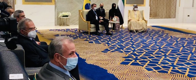 038B09EF-E556-4E8B-AE