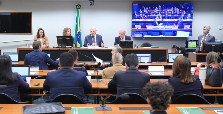 MME destaca papel da mineração brasileira na agenda mundial de energia limpa