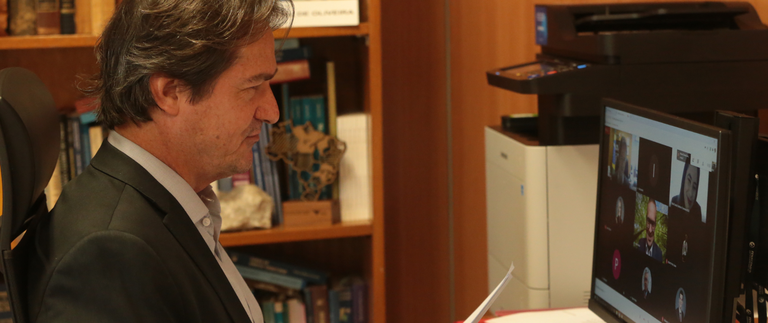 MME participa da abertura da Bolsa de Toronto