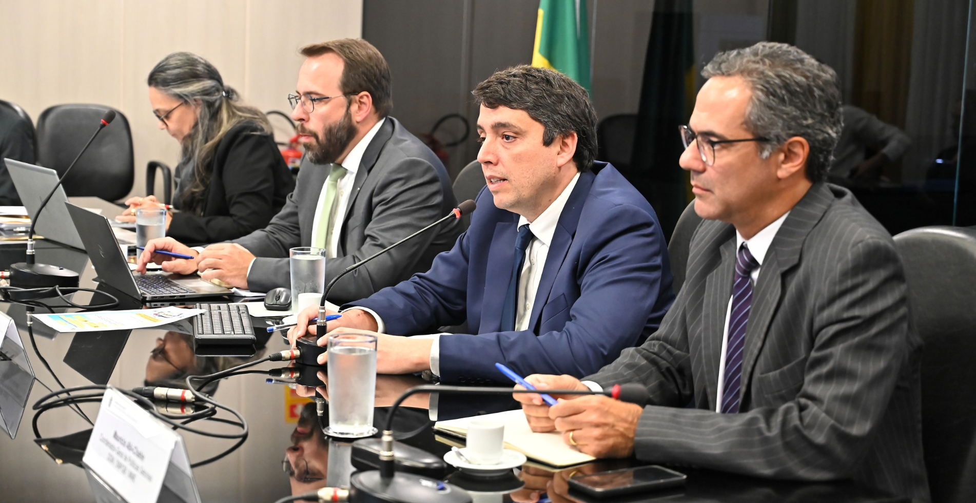 Encontro reuniu ANP, transportadoras e indústria para discutir avanços nas regras de transição tarifária, ampliar a transparência e fortalecer a previsibilidade regulatória