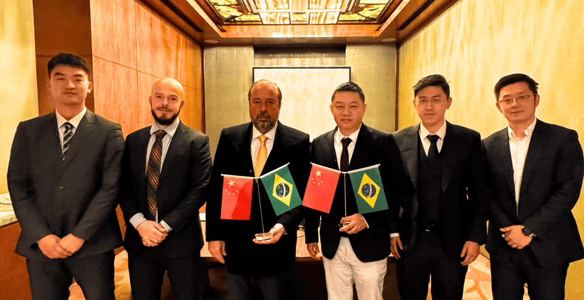 Ministro de Minas e Energia apresentou as diretrizes do leilão de baterias, previsto para abril deste ano, e o trabalho do governo brasileiro para superar o modelo baseado apenas na exportação de matéria-prima mineral