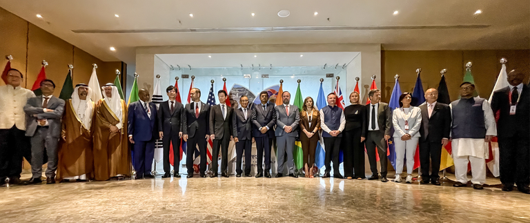 Comitivas ministeriais no India - Divulgaçao MME.png