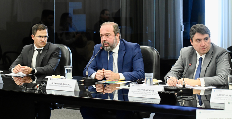 20250611_Reunião Gás_foto Ricardo Botelho  (1).jpg