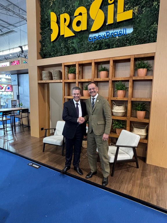 Brasil anuncia que irá aderir à Coalizão Aquatic Blue Food, em reunião com a FAO