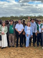 Comitiva do Governo Federal visita projetos de agricultura e aquicultura no semiárido