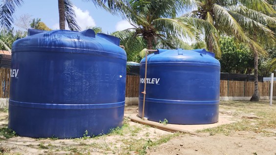2 tanques de 20 mil litros, devidamente instalados na na UPMAR