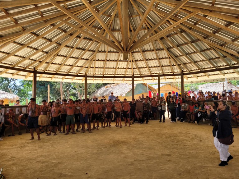 Governo Federal entrega tanques de piscicultura na Terra Yanomami para reforçar segurança alimentar
