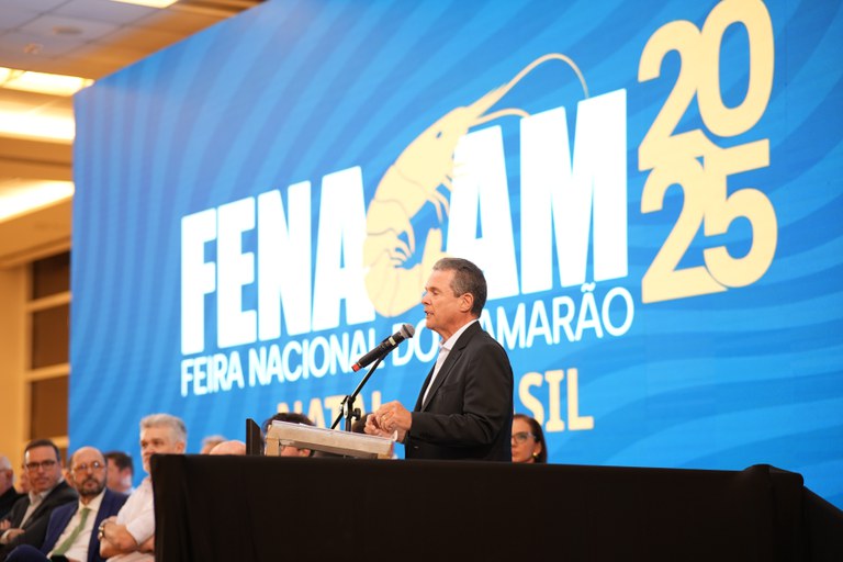 Interiorização da carcinicultura é prioridade para o avanço da aquicultura, afirma ministro André de Paula, na FENACAM 2025