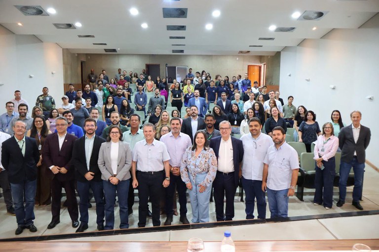 Ministro da Pesca e Aquicultura participa da 10ª aula presencial do curso Multiplicadores Aquícolas em Goiás