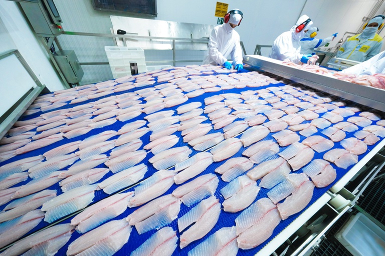 MPA, Itaipu e C. Vale apresentam piscicultura brasileira ao Ministério do Meio Ambiente e Sustentabilidade do Paraguai 