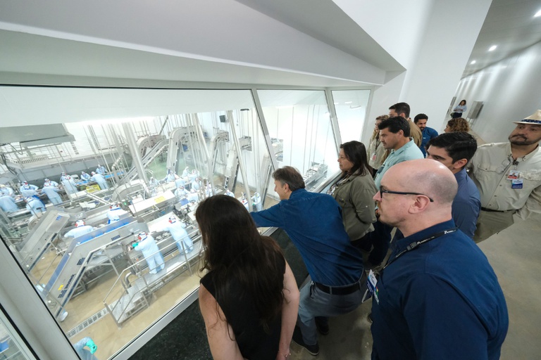 MPA, Itaipu e C. Vale apresentam piscicultura brasileira ao Ministério do Meio Ambiente e Sustentabilidade do Paraguai 