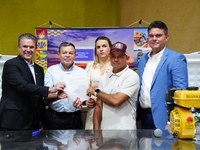 PROPESC: MPA entrega 500 autorizações de pesca de lagosta no Ceará