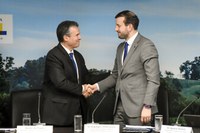 Um passo na reconstrução do comércio de pescado com os europeus