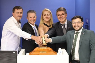 Terminais pesqueiros de Aracaju (SE) e Cananéia (SP) são leiloados