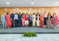 Abertura do Mês da Mulheres: Janja Lula e Cida Gonçalves reúnem ministras e presidentas dos bancos estatais