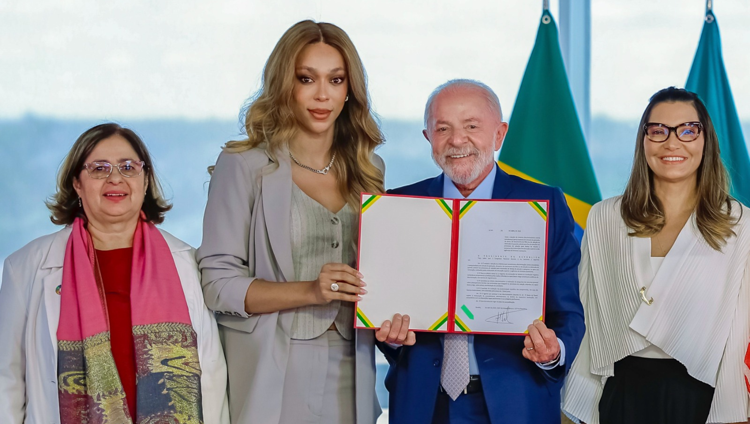 Sanção-PL-ErikaHilton-Stuckert.png