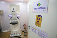 Sancionada lei que amplia acesso das mulheres ao exame de mamografia fornecido pelo SUS