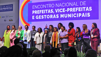 Ministras, governadoras, prefeitas e gestoras debatem políticas públicas para as mulheres durante encontro nacional em Brasília