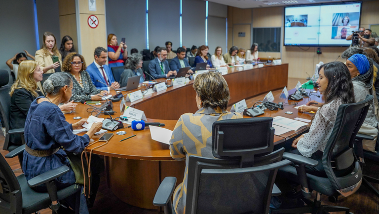 25.07.2025 - Aula inaugural do curso Diplomacia Popular