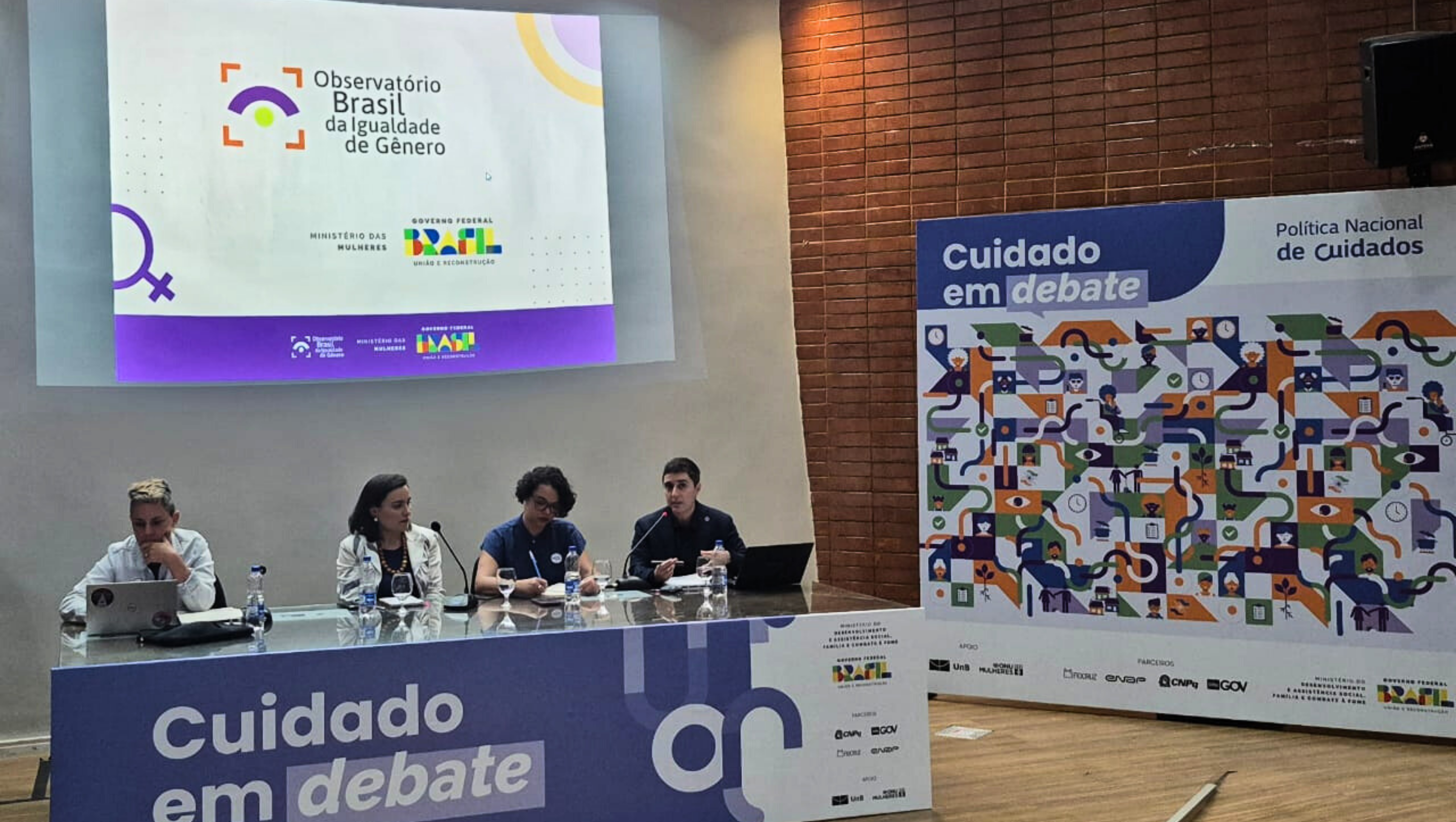 Cuidado em Debate