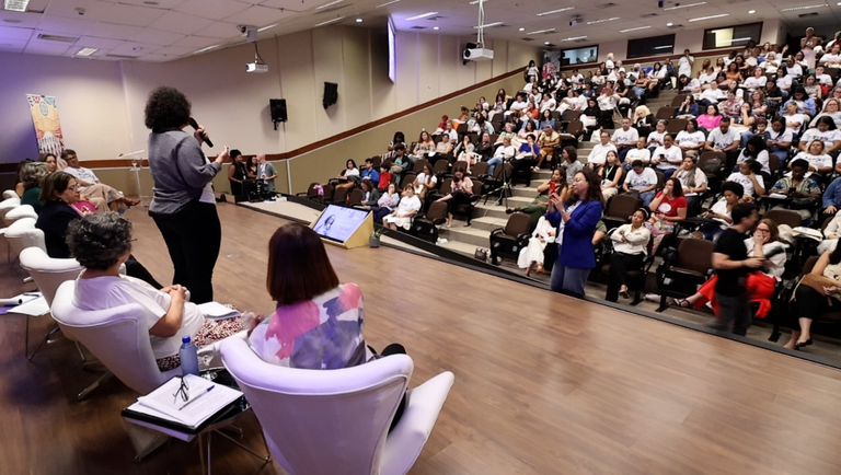 Lançamento do colaboratório “Com Elas” - Pelo Fim do Feminicídio no Distrito Federal