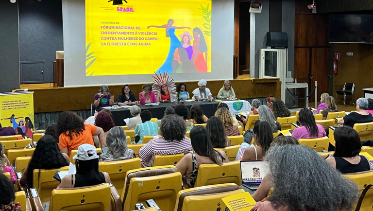 1° Seminário do Fórum Nacional de Enfrentamento à Violência contra Mulheres do Campo, da Floresta e das Águas