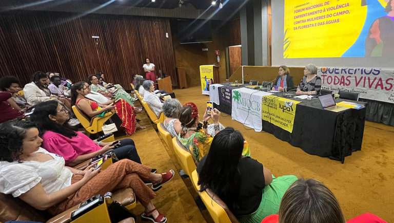 1° Seminário do Fórum Nacional de Enfrentamento à Violência contra Mulheres do Campo, da Floresta e das Águas