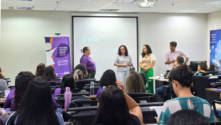 Ligue180 - Tráfico de pessoas.png