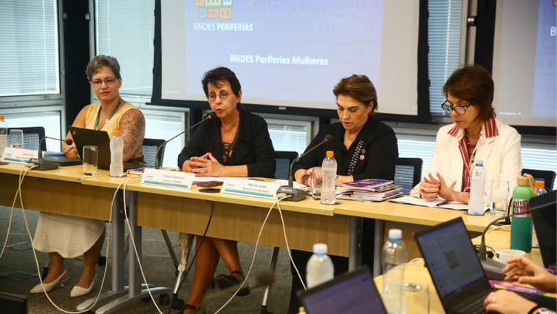 Em agenda no Rio de Janeiro, ministra Márcia Lopes participou, nesta quarta-feira (29), da abertura da Oficina do BNDES Periferias Mulheres, que orienta organizações sobre acesso a recursos e reforça políticas públicas voltadas à autonomia econômica e à redução das desigualdades de gênero, raça e etnia