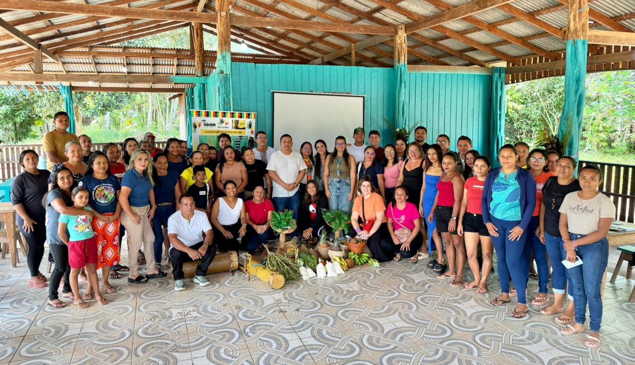 No Marajó, oficinas destacam compras públicas como caminho para autonomia econômica Oficinas no arquipélago do Marajó (PA.