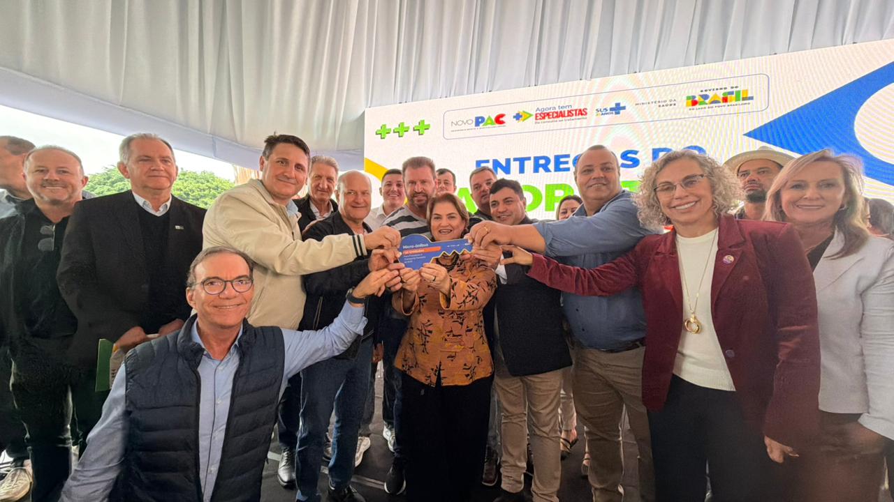 Durante evento em Santa Catarina, goerno federal celebra diversas entregas na área da saúde