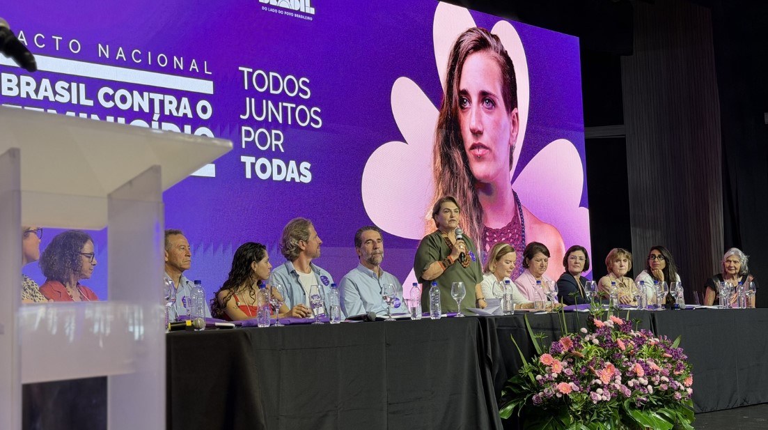 Ministra Márcia Lopes participa de ato de mobilização pelo Pacto Brasil contra o Feminicídio em Curitiba