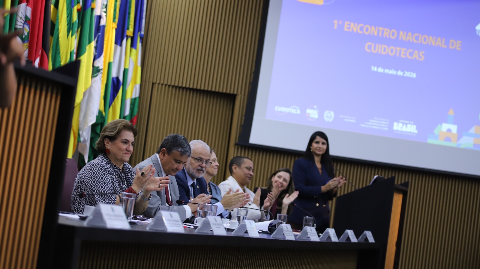Ministra Márcia Lopes participa da abertura do I Encontro Nacional de Cuidotecas, em Brasília