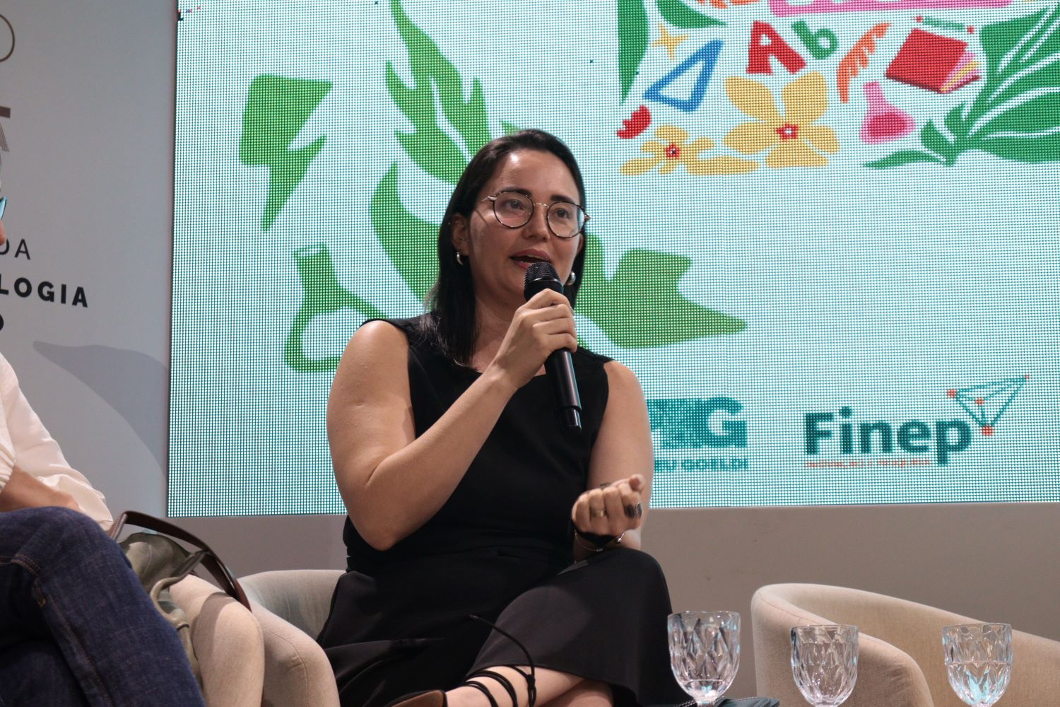 17-11-2025-ComunicacaoCientifica-MPEG-KevinCastro (3).JPG