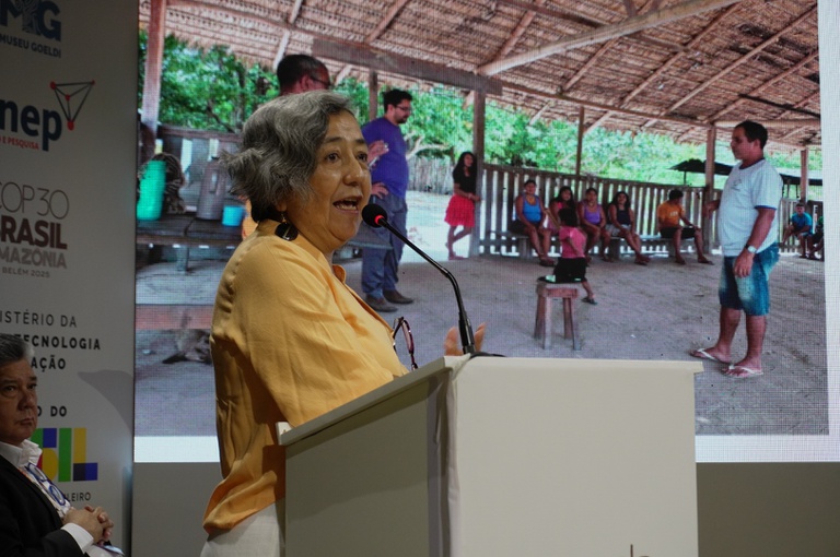 17-11-2025-JusticaClimaticaMesa2-MPEGWoltaireMasaki (90).JPG