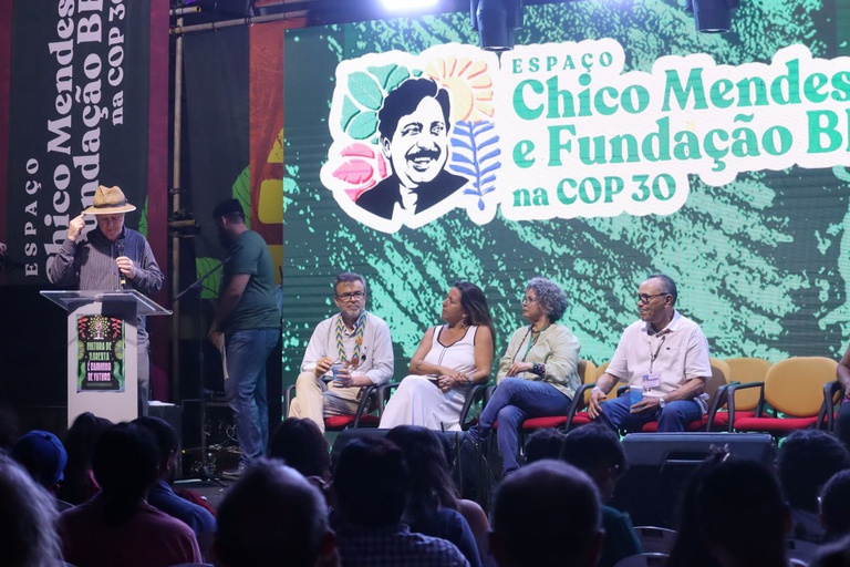 lancamento-livro-janine-valente (5).JPG