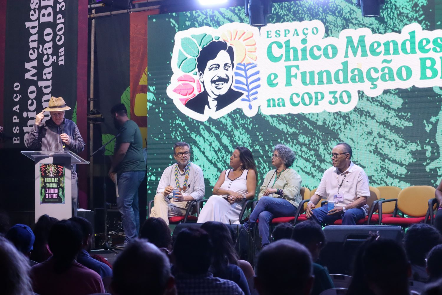 lancamento-livro-janine-valente (5).JPG