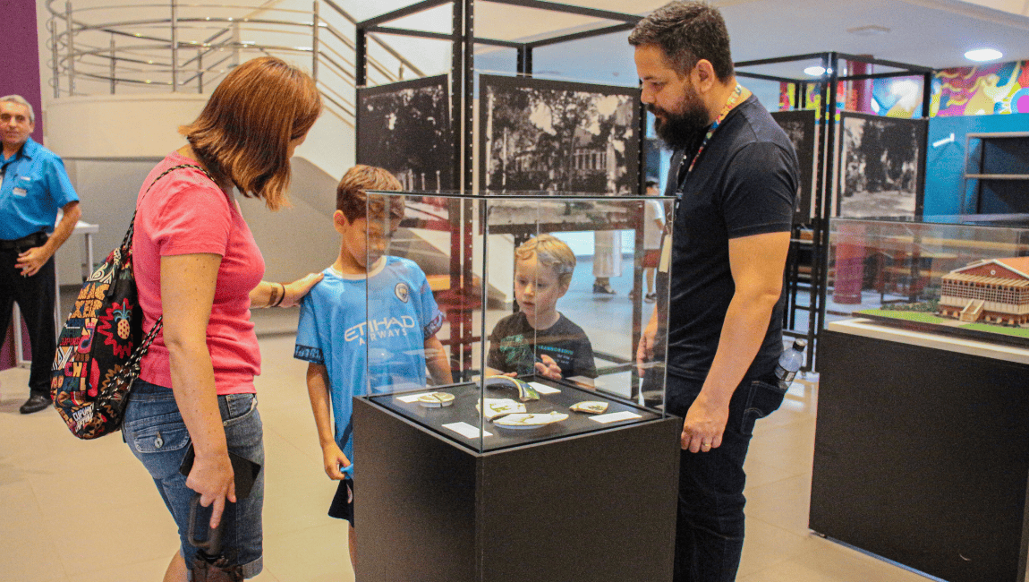Programação contou com palestras, trilhas guiadas, atividades educativas e exposição de maquetes e objetos históricos encontrados no processo de instalação do Parque no bairro de São Brás. A exposição segue aberta ao público até o próximo domingo (18).