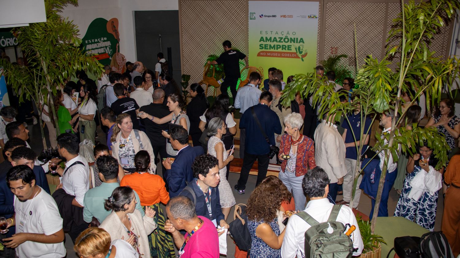10-11-2025-AberturaAmazoniaSempreDiversidades-MarluciaMartins-KevinCastro.jpg (2).jpg