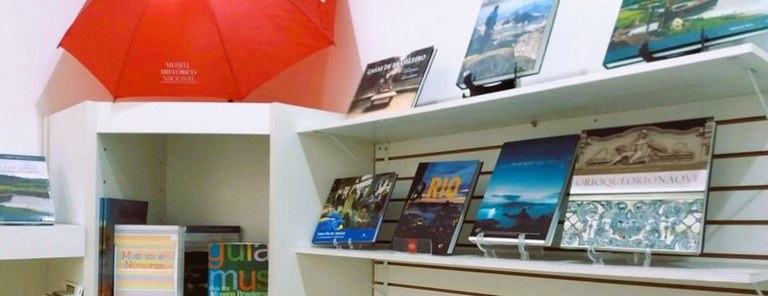 consultoria loja museus.jpg