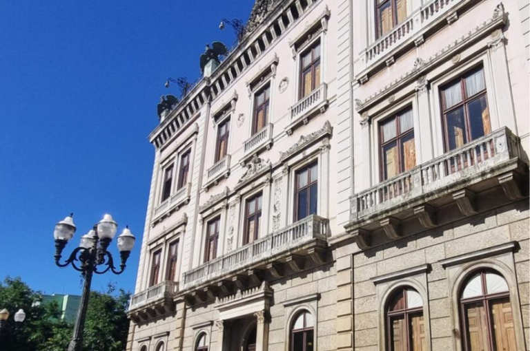 Fachada Palacio do catete.png