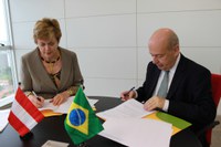 Ibram assina acordo com Museu do Mundo de Viena