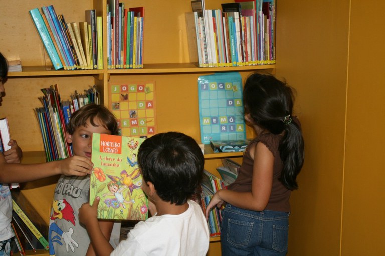 Biblioteca Rocambole do Museu Imperial.jpg