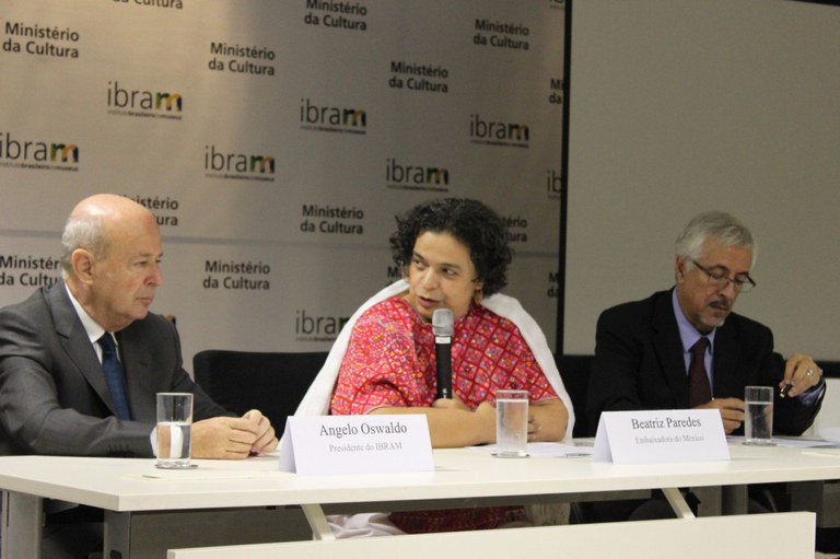 Angelo Oswaldo, Beatriz Paredes e Guilherme Palacios.jpg