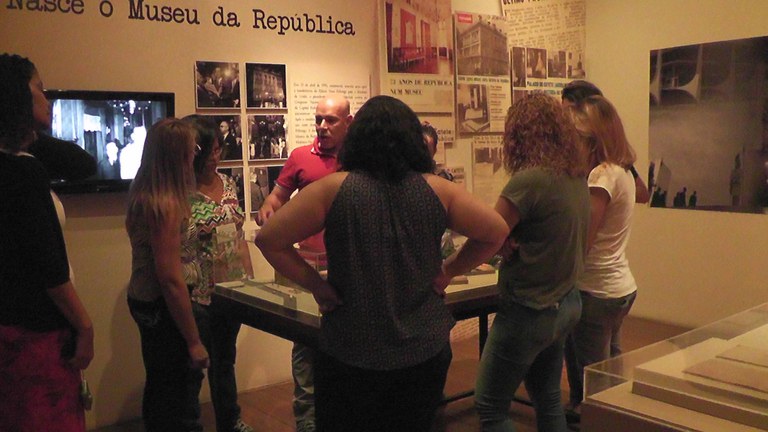 Foto notícia Museu da República lança ação educativa pioneira com jovens adultos.jpg